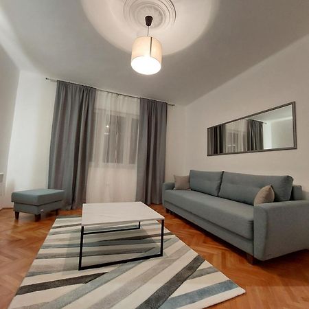Dalmatinska Apartment Beograd Bagian luar foto